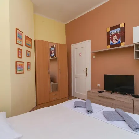 Prázdninový dům Omiska I Dugi Rat